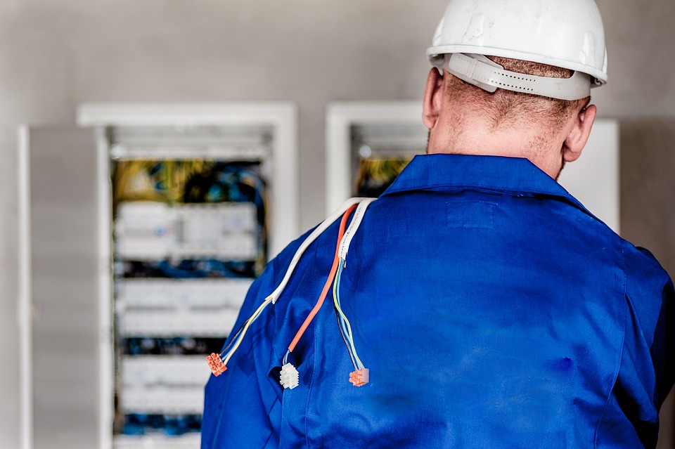 The Importance of Hiring a Professional Marine Electrician marine electric systems